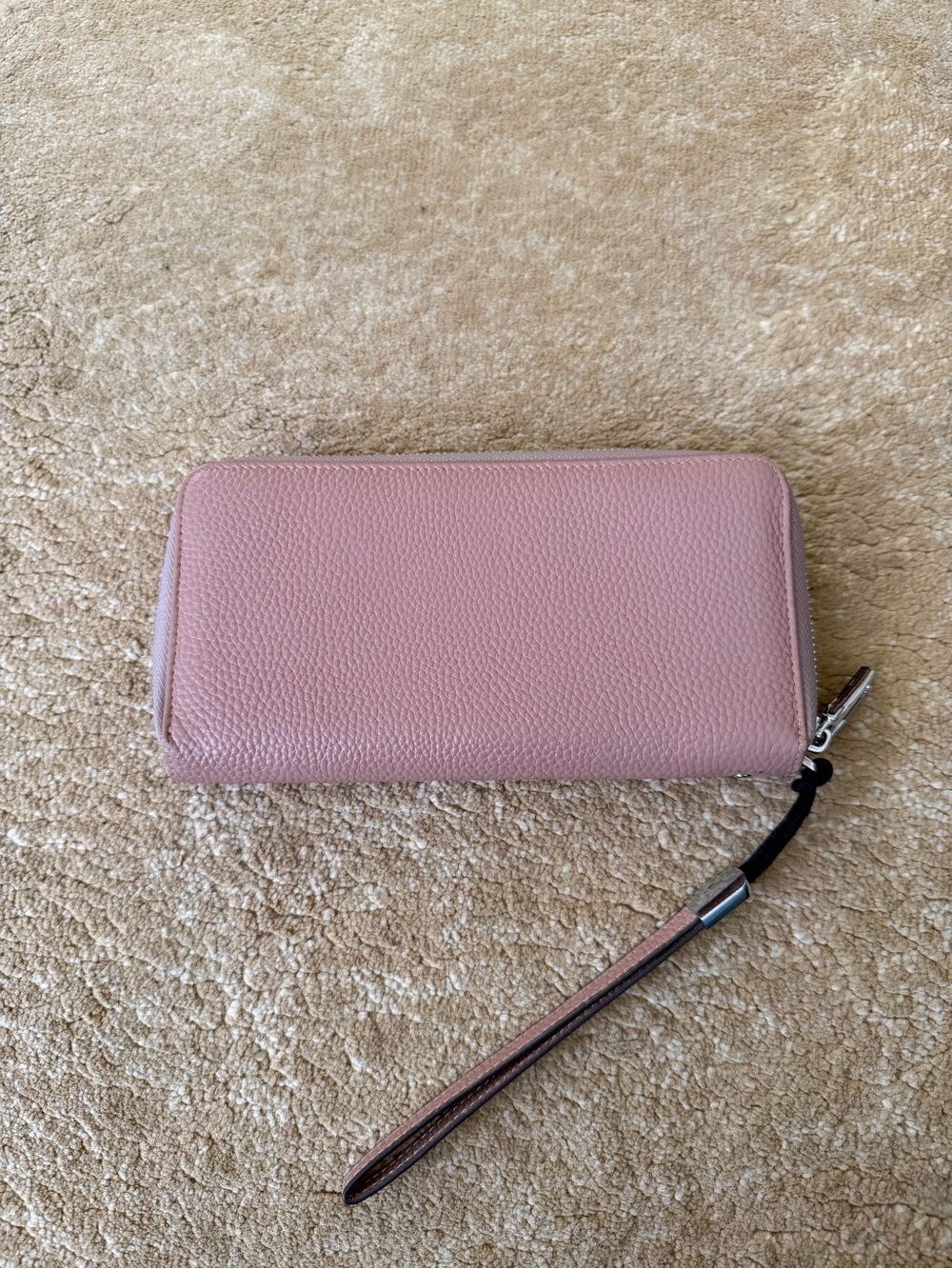 Lavemi Pink Women's Zip-Around Wristlet Wallet